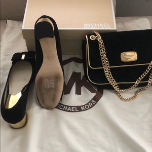 Michel Kors sweade Shoes and bag set
